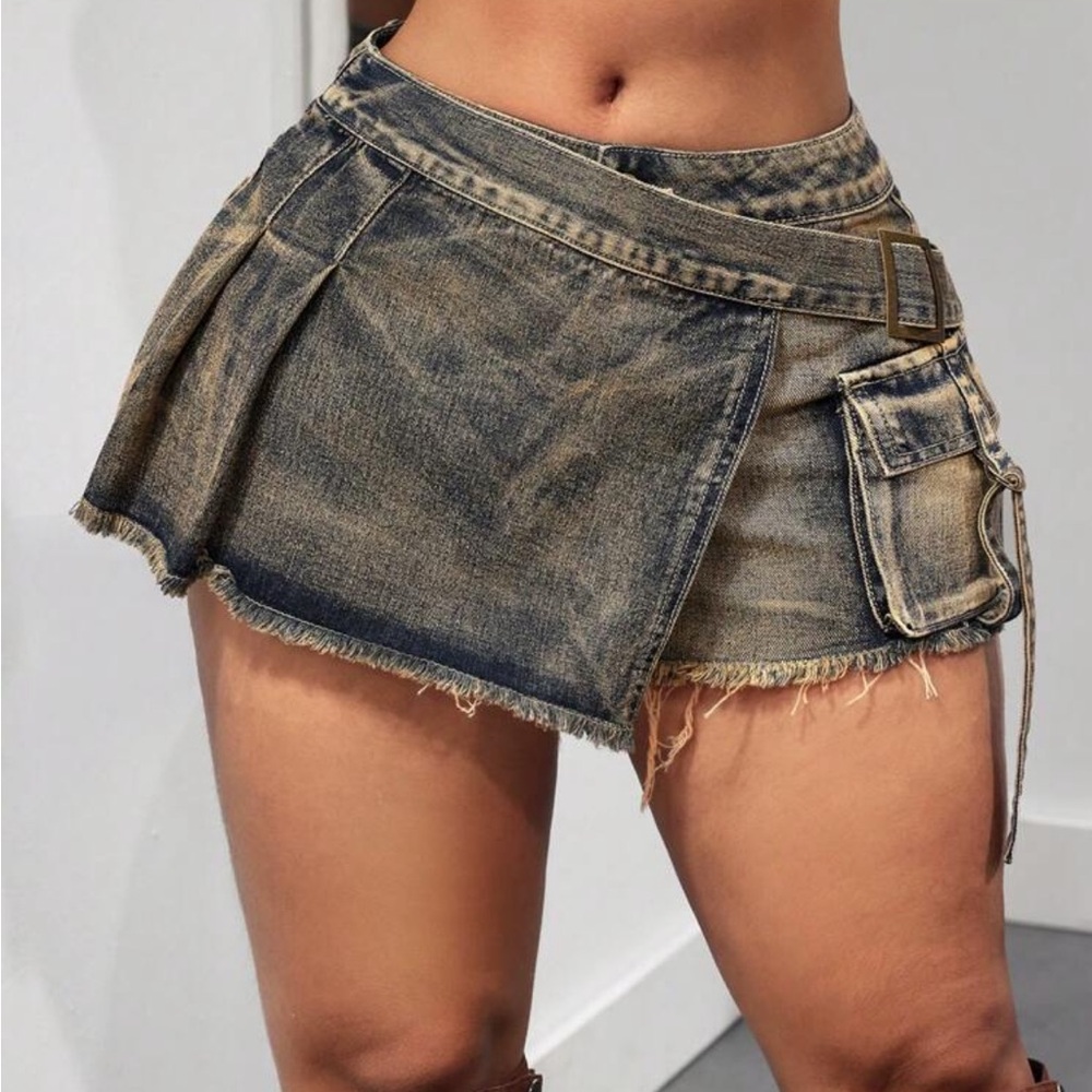 Denim Frayed Hem Women Shorts